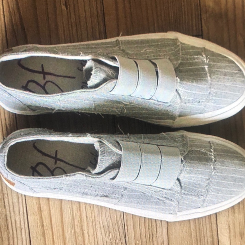 Blowfish slip-on loafer sneakers